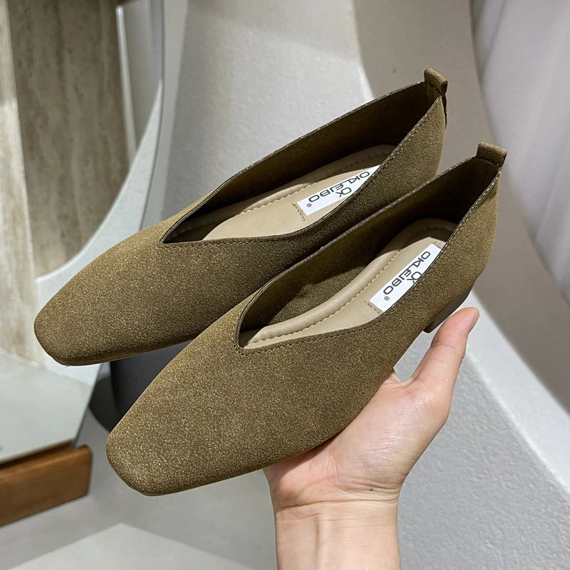 SUOJIALUN 2025 Spring New Brand Women Flat Shoes Round Toe Shallow Slip On Ladies Casual Ballet Shoes Soft Leather Eelgant Balle
