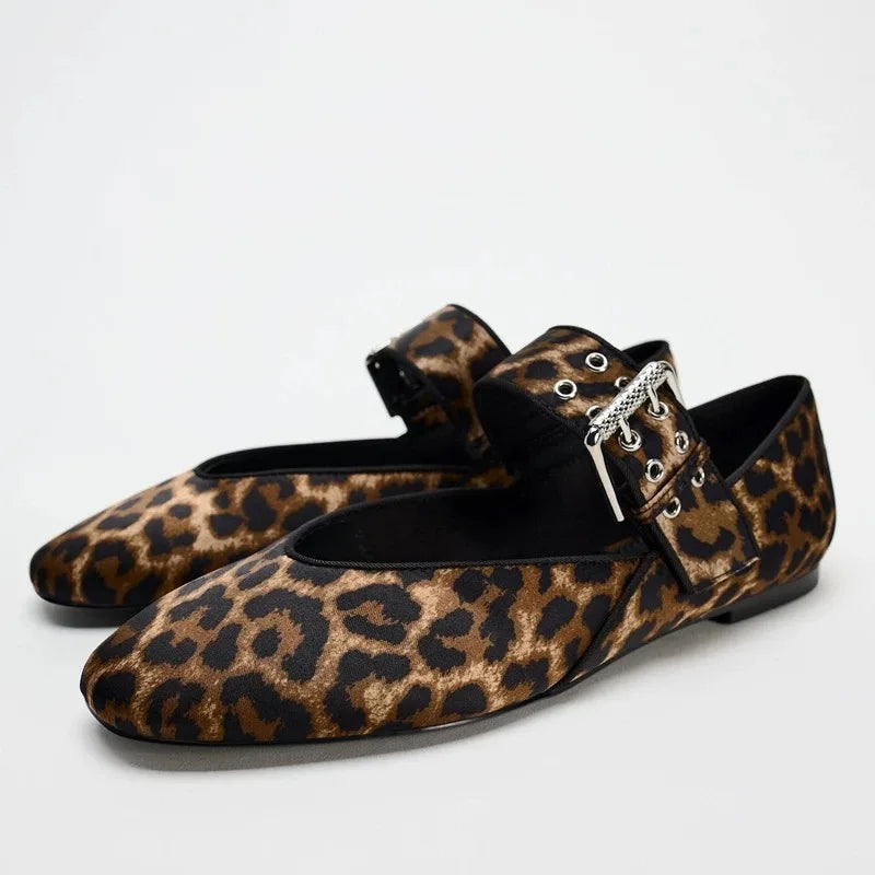 2025 Shoes Women Flats Shallow Mouth Autumn Pointed Toe Loafers Ballerinas New Fall Leopard Retro Dress Shoes Zapatos De Mujer