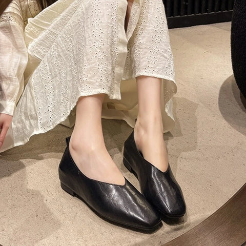 New Shoes for Women Retro Ladies Flats Slip on Shoes Loafers Square Toe Shallow Mouth Women Casual Footwear Lightweight