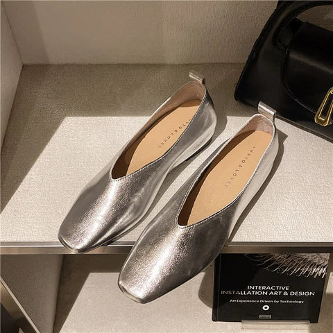 New Shoes for Women Retro Ladies Flats Slip on Shoes Loafers Square Toe Shallow Mouth Women Casual Footwear Lightweight