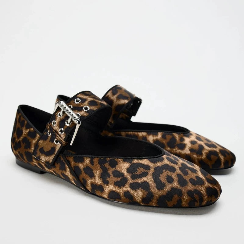 2025 Shoes Women Flats Shallow Mouth Autumn Pointed Toe Loafers Ballerinas New Fall Leopard Retro Dress Shoes Zapatos De Mujer